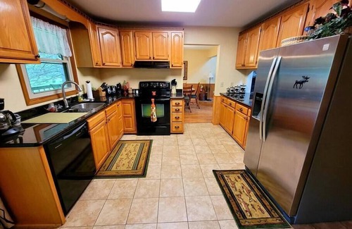 Valley Creek Run House | The Copper Lady Cottage in Maggie Valley