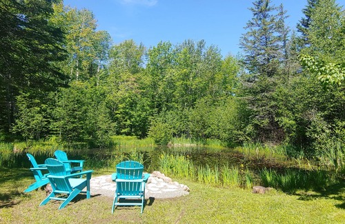 Bayfield Cabin | The Copper Squirrel is a secluded full log cabin on 10 acres.