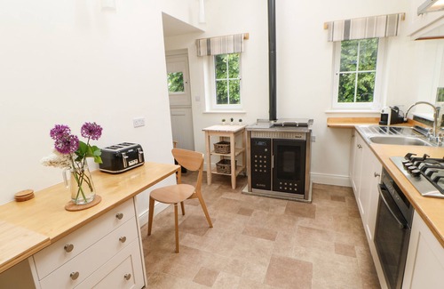 Hallington Cottage | THE COTTAGE, 5 RICHLEY TERRACE, family friendly in Matfen