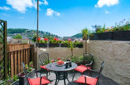 Dartmouth Cottage | The Cottage, 13 Clarence Hill