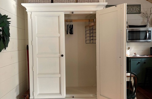 Whitehouse Cottage | The Cottage at Dogwood Ridge.