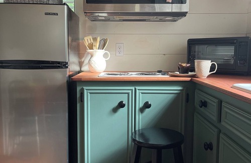 Whitehouse Cottage | The Cottage at Dogwood Ridge.