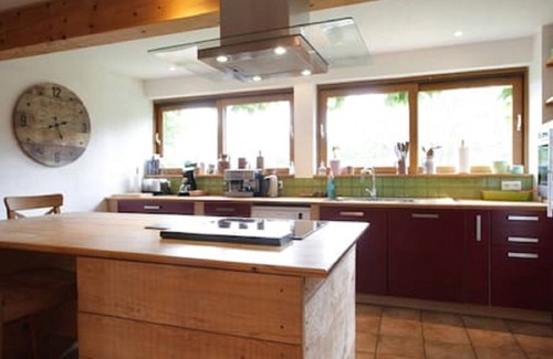 Campagne-sur-Aude Cottage | THE COTTAGE OF RURAL Bergnes, in the shade of large pine trees with pool