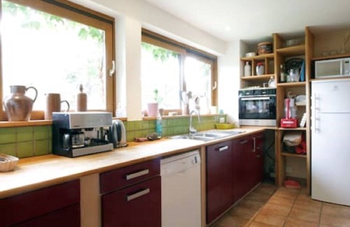Campagne-sur-Aude Cottage | THE COTTAGE OF RURAL Bergnes, in the shade of large pine trees with pool