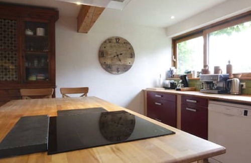 Campagne-sur-Aude Cottage | THE COTTAGE OF RURAL Bergnes, in the shade of large pine trees with pool