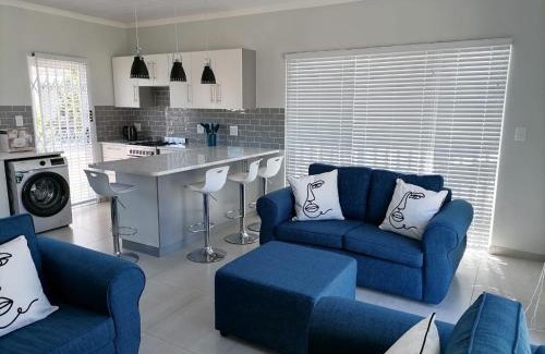 Port Owen House | The Cottage on Lolan