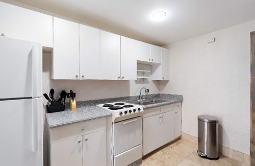 Old Northwood Historic District Cottage | The Couple’s Paradise, Close to Downtown, Salt-Water Pool