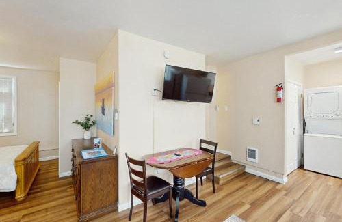 Coburg Hotel | The Cozy Duck Den