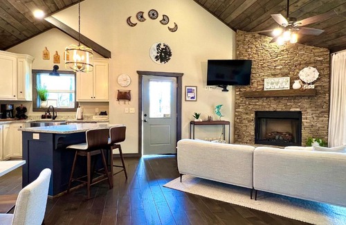 Murphy House | The Cozy Moon Cottage