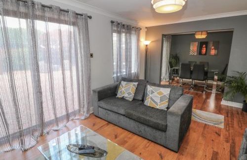 Forsbrook House | The Croft, North Staffordshire