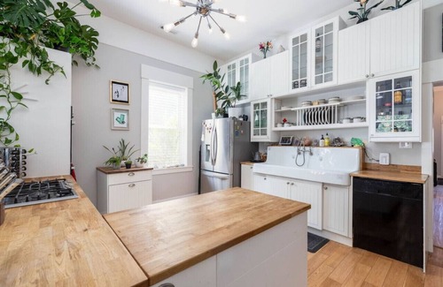 Downtown Salt Lake City House | The Dapper Digs - Historic Aves