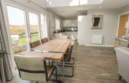 Beadnell Cottage | The Deck House