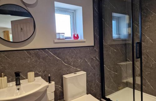 Rowrah Apartment | The Den by Blake View Holidays a peaceful boutique retreat 3 miles from Ennerdale- standard twin or super-king bed available