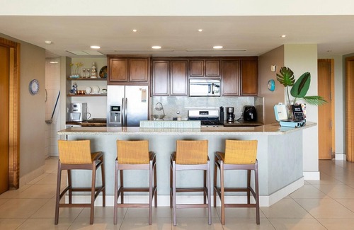 Rio Mar Apartment | The Designer s Condo by Acomodo