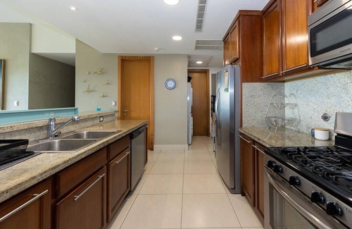 Rio Mar Apartment | The Designer s Condo by Acomodo