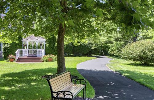 Malvern Hotel | The Desmond Hotel Malvern, a DoubleTree by Hilton