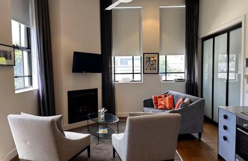 Geelong Apartment | THE DEVLIN APARTMENTS 2 Bedroom Apartment near GMHBA stadium in Geelong - G04