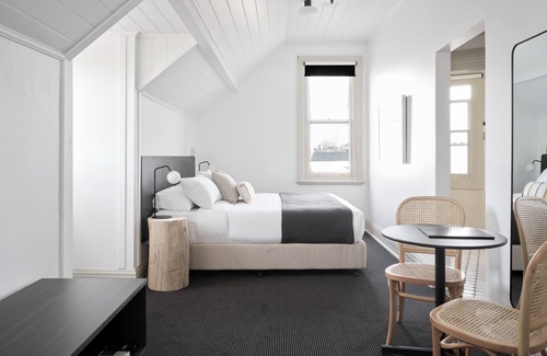 Pyrmont Bed & Breakfast | The Dunkirk Hotel