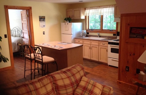 Oxford Cabin | The Eagles Nest an affordable Maine vacation