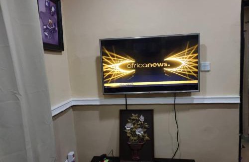 Oba Ile Apartment | The Edgewood Manor, Entire Service apartment with 24 hours power