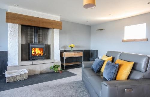 Dwyran House | The Elberry