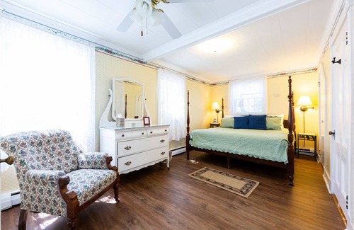 Bar Harbor Bed & Breakfast | The Elmhurst Inn