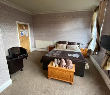 Lytham St. Anne's Bed & Breakfast | The Fairmile