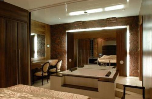Liverpool City Centre House | The Famous Floor Sleeps 26 And Group Acc Sleeps30