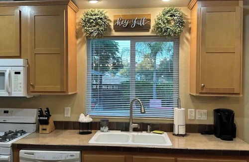 El Cajon House | The Farmhouse & Bunkhouse at Rockin’ View Ranch- Farm Charm Hideaway