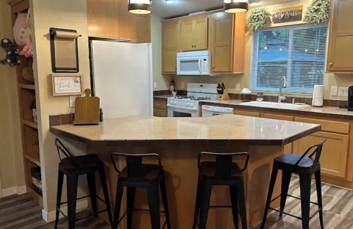 El Cajon House | The Farmhouse & Bunkhouse at Rockin’ View Ranch- Farm Charm Hideaway