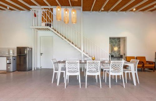 Bhongir Villa | The Farmstays EGFPool4BHKGardenACWi-Fi