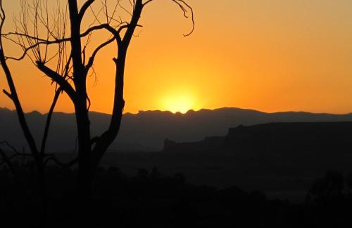 Fouriesburg Hotel | The Fat Mulberry Guest Farm