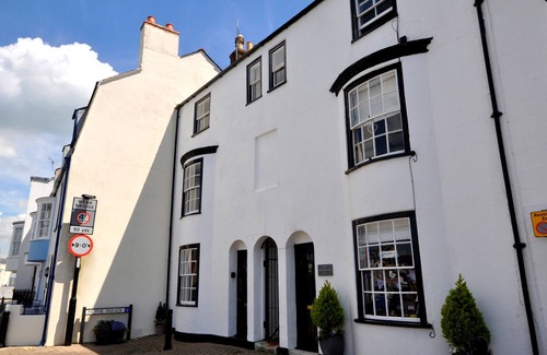 Weymouth Cottage | The Ferryman