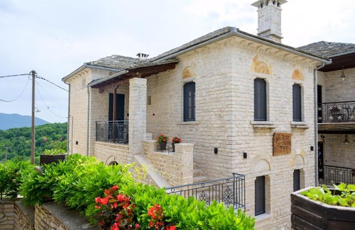 Monodendri House | The five keys