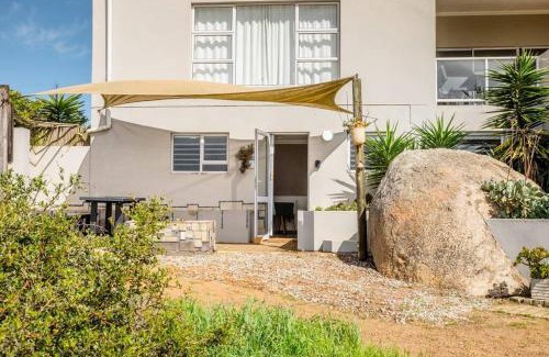 St. Helena Bay Apartment | The Flat - St Helena Bay