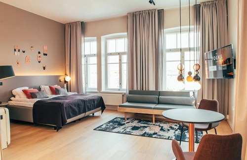 Keskinen District Hotel | The Folks Hotel Konepaja