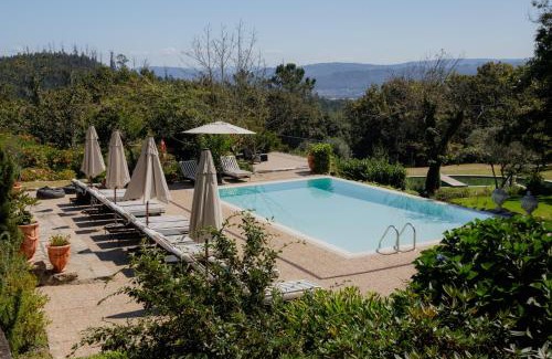 Sao Tiaguinho Villa | The Fox House - Private Villa & Nature