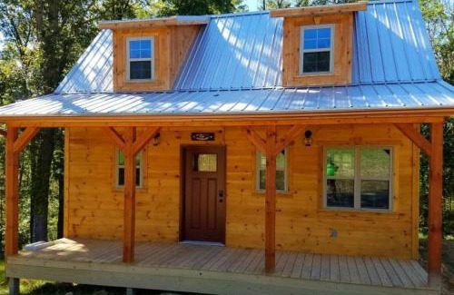 Genoa Ski Chalet | The Frontier - An Amish Built Deluxe Cabin