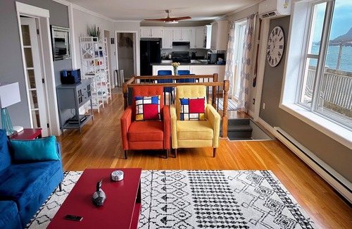 Norman's Cove-Long Cove House | The Full House @ The Homestead Oceanfront Suites
