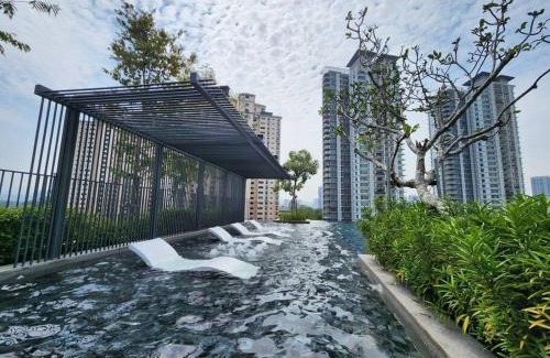 Kampung Puah Seberang Apartment | The Gallery @ Pano Jln Ipoh -MRT. S/Check-In. Free Parking