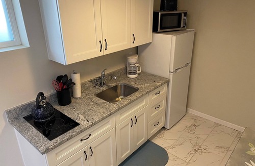 Barelas Apartment | The Garden Apartment at the Craftsmen