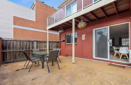 Geelong House | The Geelong Getaway Townhouse