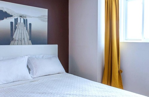 Shaughnessy Village Apartment | The Genesis, Superbe Condo - Down Town Montreal