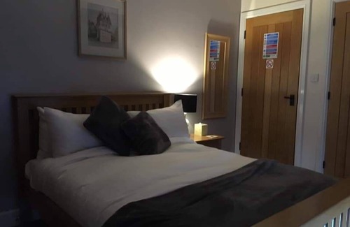 Ashley Bed & Breakfast | The George at Ashley