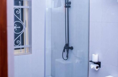 Kabale Bed & Breakfast | The Georges' Residence : Deluxe Double Roomn