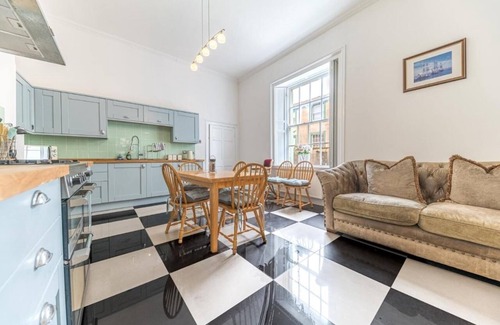 Whitehaven House | The Georgian Manor House - 8 Bedroom House