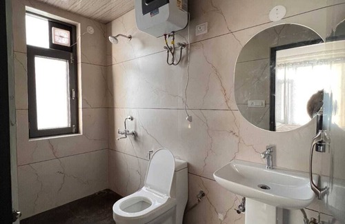 Shimla Hotel | The Getaway BNB