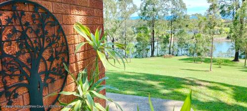 Urunga House | The Glade, peace among the trees on the river