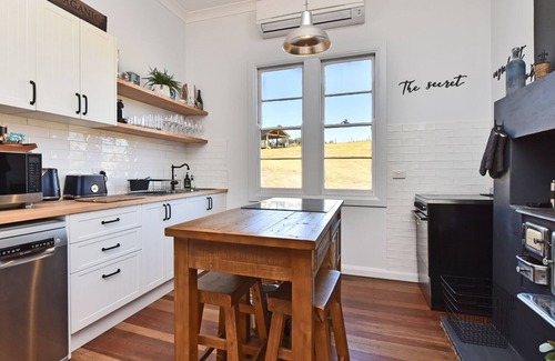 Mount View Other | The Glass Ceiling 360 degree Mount View Hideaway