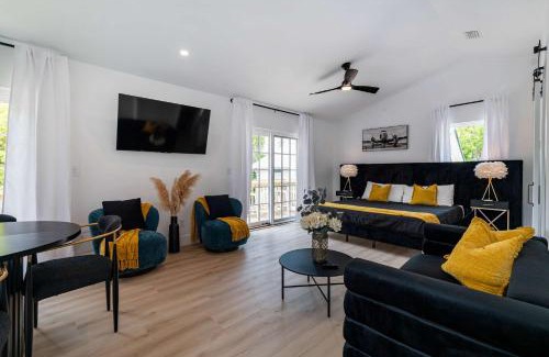 St. Augustine House | The Grand Augustine l Heated Pool l Walk to DNTN